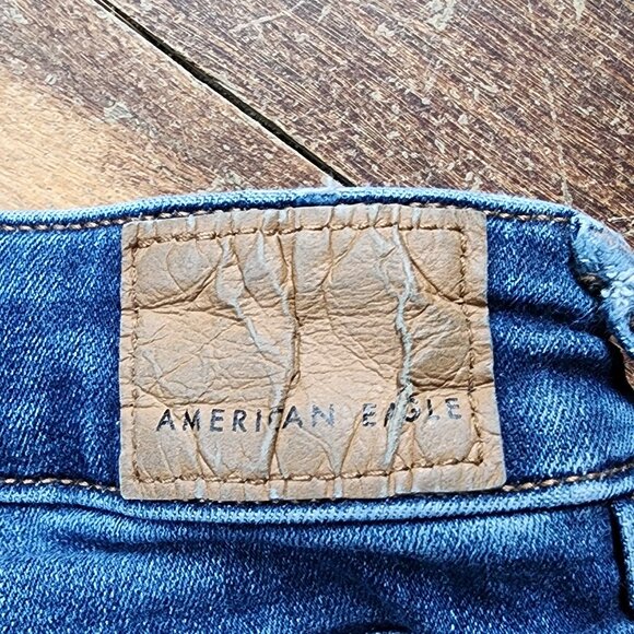 American Eagle Outfitters Medium Wash Hi-Rise Skinny Kick Jeans Size 8 - Picture 16 of 16
